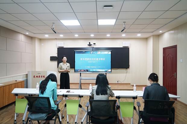 https://www.xxmu.edu.cn/__local/0/17/54/644463DFB604F6E2C72736646C4_D7D0DF9C_F7ECA.jpg